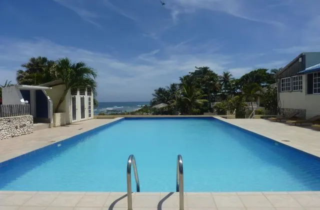 Hotel Restaurant El Quemaito Paraiso pool